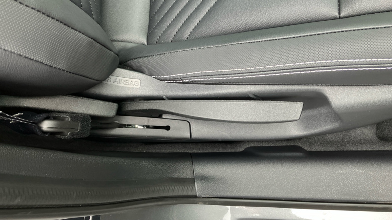 Nissan Juke 1.0 DiG-T Tekna 5dr Petrol Hatchback